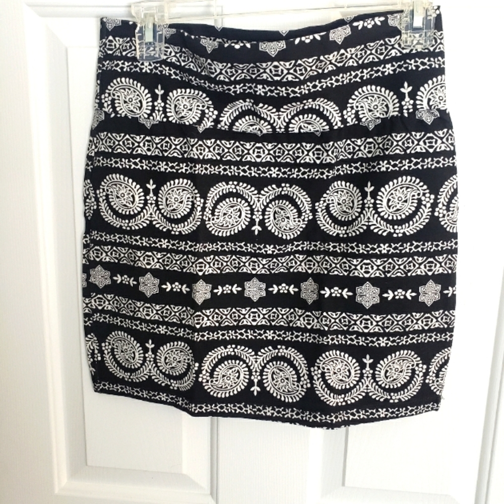 *FREE*Charlotte Russe knit skirt